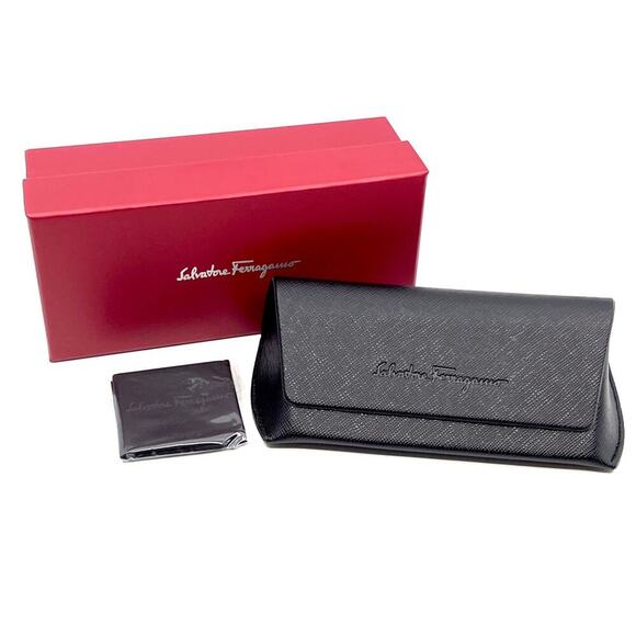 NEW!!!  SALVATORE FERRAGAMO Sunglasses SF1041S 001 Authentic - Picture 12 of 12